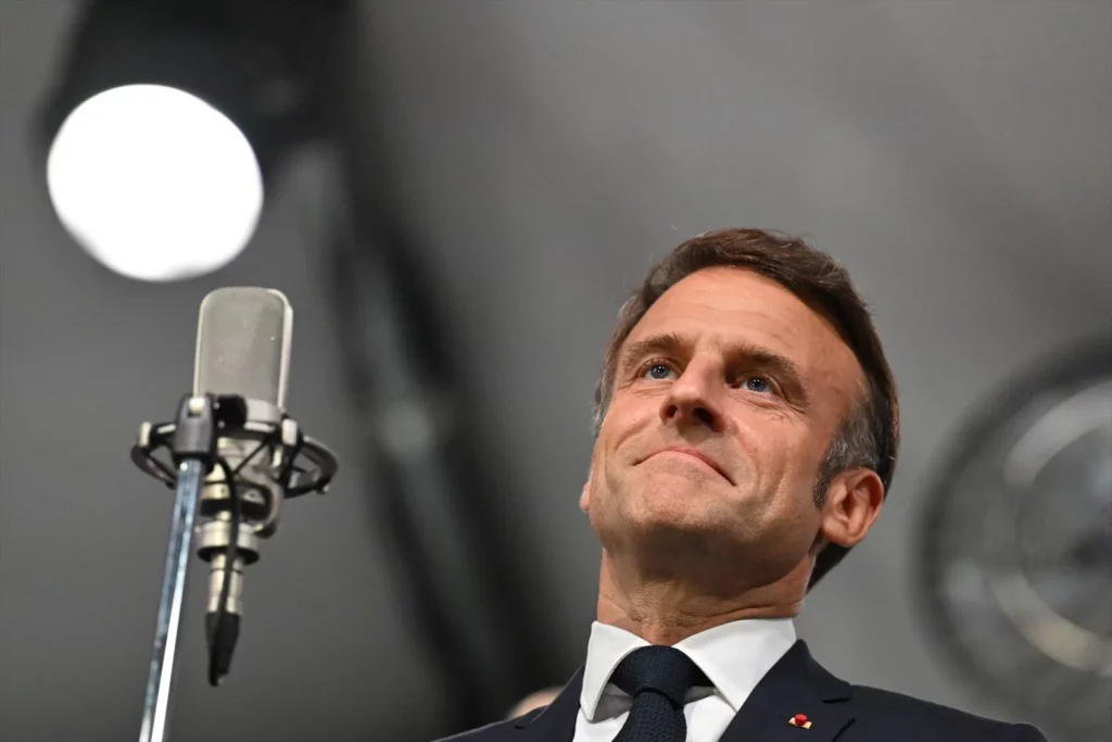 París confirma la retirada de acreditación de periodistas rusos 2 Moncloa EuropaPress 6110335 26 july 2024 france paris french president emmanuel macron opens the paris Moncloa
