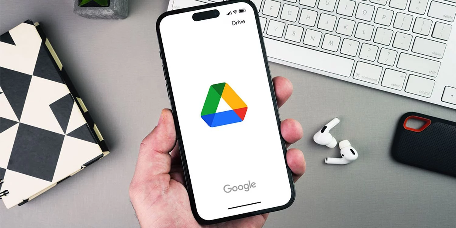 La herramienta de Google Drive que traduce audio de videos en segundos y sin coste