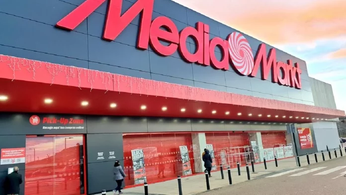 MediaMarkt liquida la aspiradora Dyson más buscada con un descuento increíble