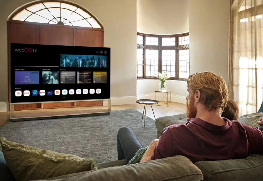 El secreto de tu Smart TV: el botón que marca la diferencia en su rendimiento 1 Moncloa El botón secreto del Smart TV