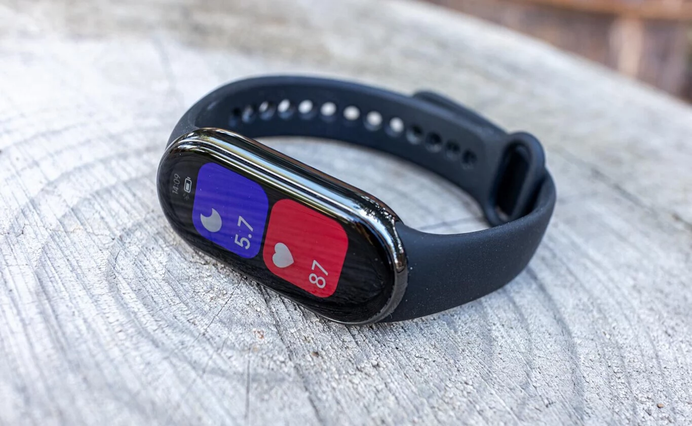 Xiaomi busca romper el mercado con Smart Band 9: una de las mejores pulseras metálicas que te permite abrir el coche sin llaves