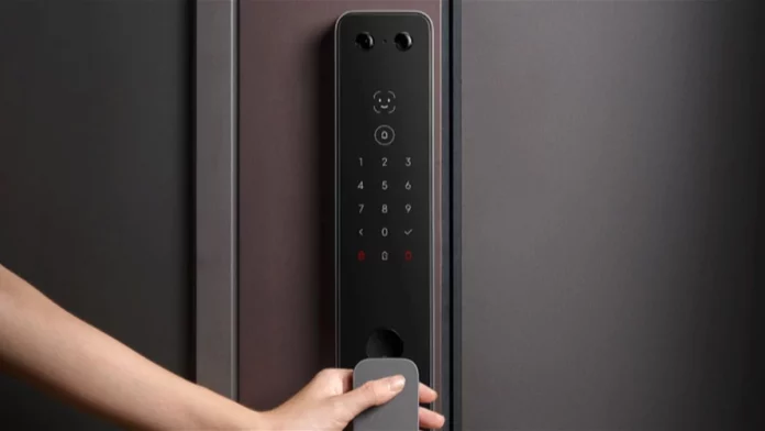 Dile hola a la cerradura con reconocimiento facial de Xiaomi y despídete de las llaves