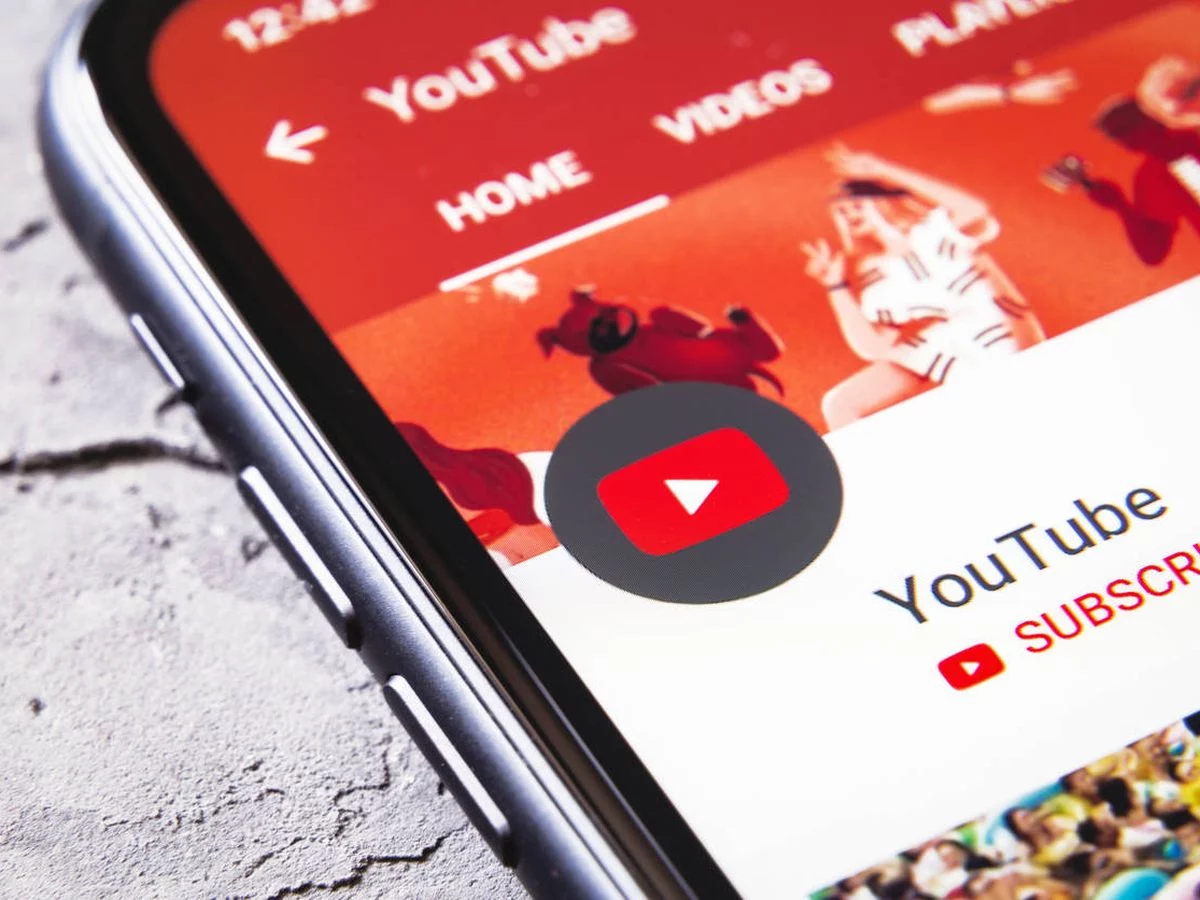 Cómo denunciar en YouTube el uso no autorizado de tu voz o imagen generada por IA
