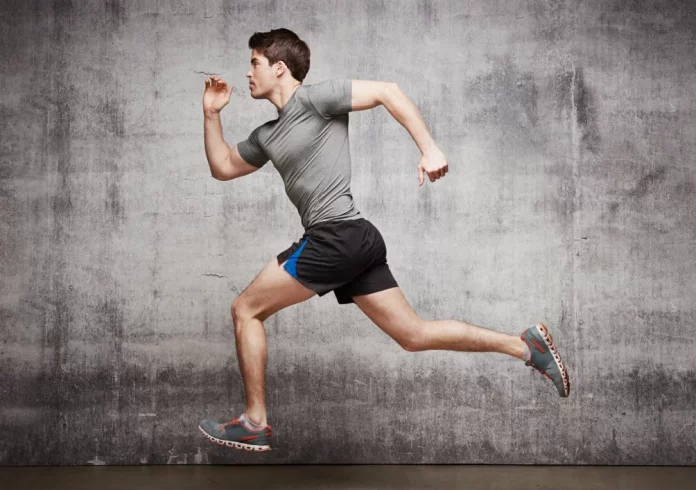 Adiós a correr: el ejercicio sencillo que activa tu metabolismo y quema grasa rápidamente