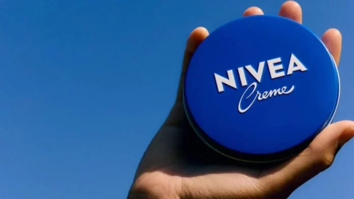 La combinación de Nivea y limón que se ha hecho viral en todo el país