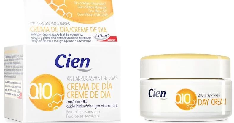 Esta es la crema antiedad que la OCU recomienda como la mejor reafirmante para mujeres 1 Moncloa ¿Por qué esta crema antiedad es tan especial?