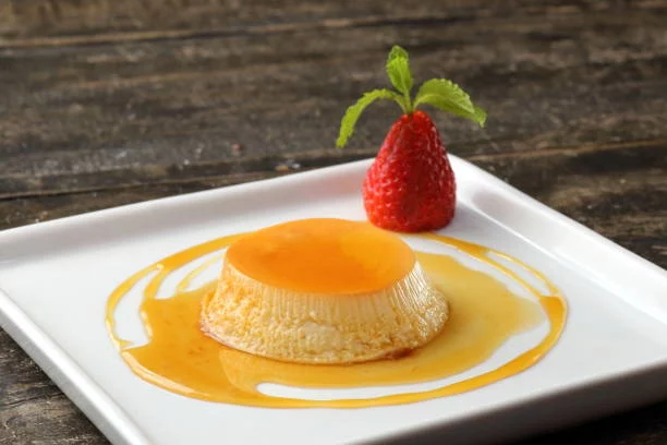 Flan en microondas en tan solo 5 minutos y con 3 ingredientes básicos