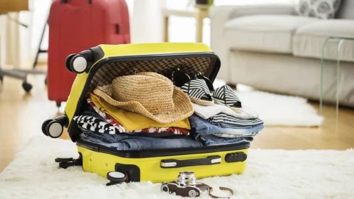 Cómo hacer espacio en la maleta con tus zapatos y no gastar un euro extra