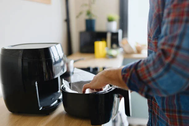 No pongas estos 3 alimentos en tu freidora de aire si no quieres que se rompa