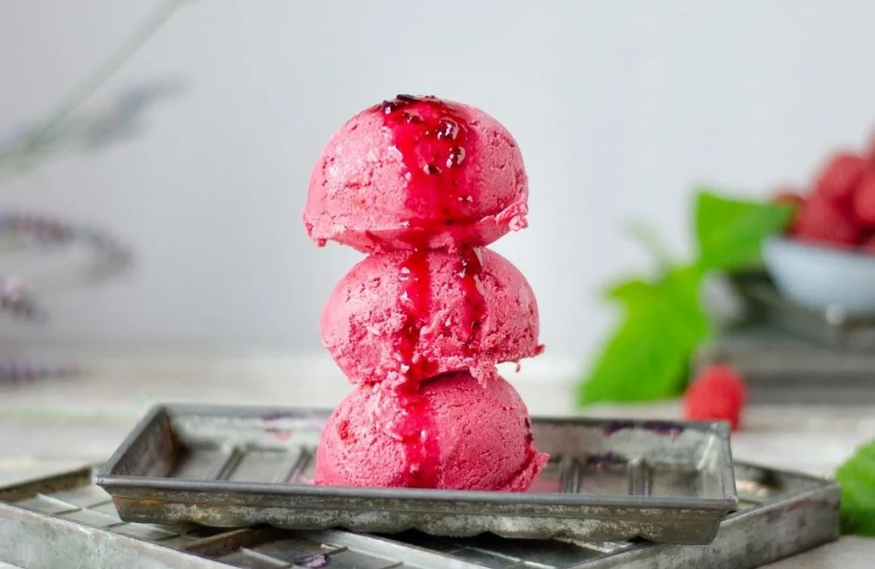 Fortalece tu sistema inmunológico con este helado casero rico en vitamina C 2 Moncloa ¿Cuándo comer este helado casero?