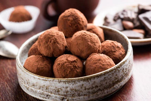 Alucina con esta receta de bombones de tiramisú con galletas Lotus lista en minutos 2 Moncloa Perfectos para cualquier ocasión