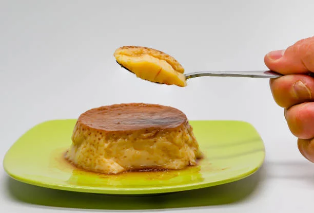 El secreto para preparar un flan proteico y saludable sin azúcar 2 Moncloa Cocción y refrigeración