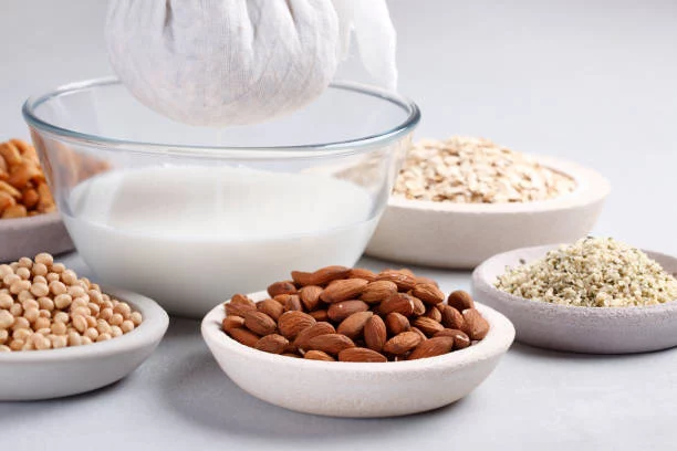 ¿Queso vegano? Prueba esta receta de leche vegetal que está arrasando online 1 Moncloa Leche vegetal: la base perfecta para un queso vegano