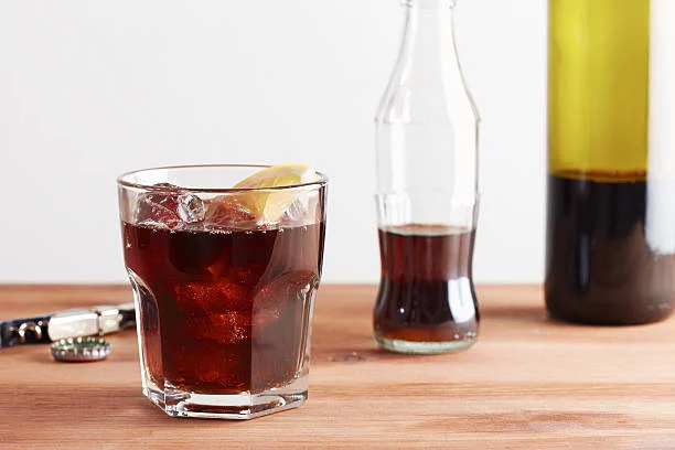 Prueba el tinto de verano, la bebida que rivaliza con la tradicional sangría 2 Moncloa La sencillez de su preparación