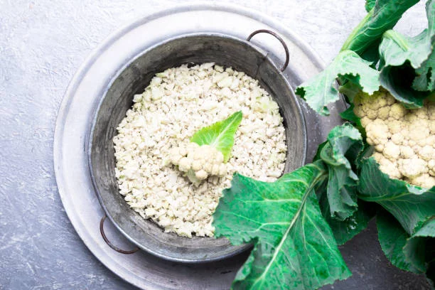 Esta receta fitness del Mercadona se prepara en lo que tardas en ver un TikTok 1 Moncloa Receta con migas de coliflor de Mercadona