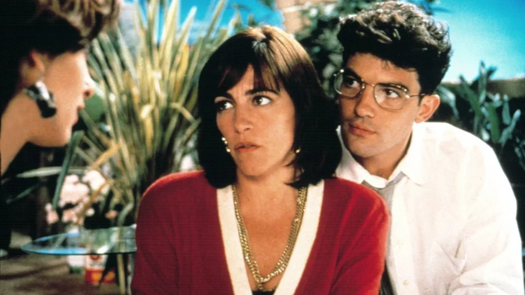 ¿De qué va 'Mujeres al borde de un ataque de nervios', la película que está en Netflix?