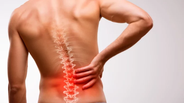 La postura de yoga que te dará alivio instantáneo para el dolor de espalda