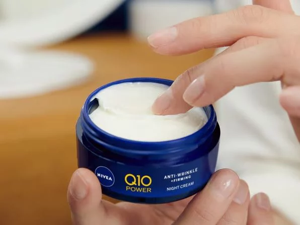 Adiós arrugas con esta crema de Lidl que supera a marcas de lujo por un precio de regalo 2 Moncloa ¿Por qué esta crema de Lidl se vuelve cada vez más popular?