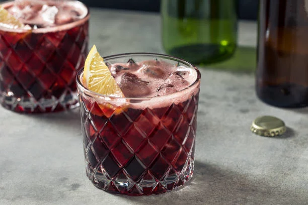 Prueba el tinto de verano, la bebida que rivaliza con la tradicional sangría