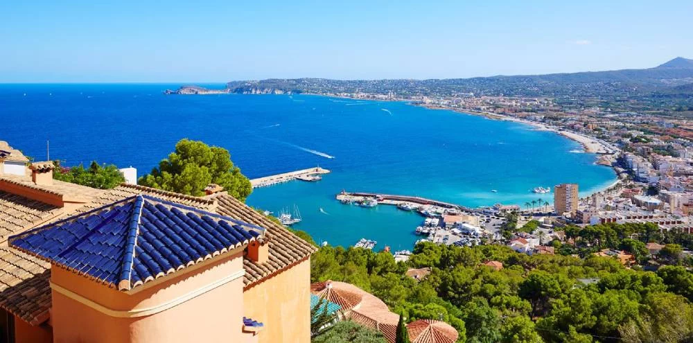 A solo 4 horas de Barcelona se encuentra la ciudad que podría reemplazar a Ibiza