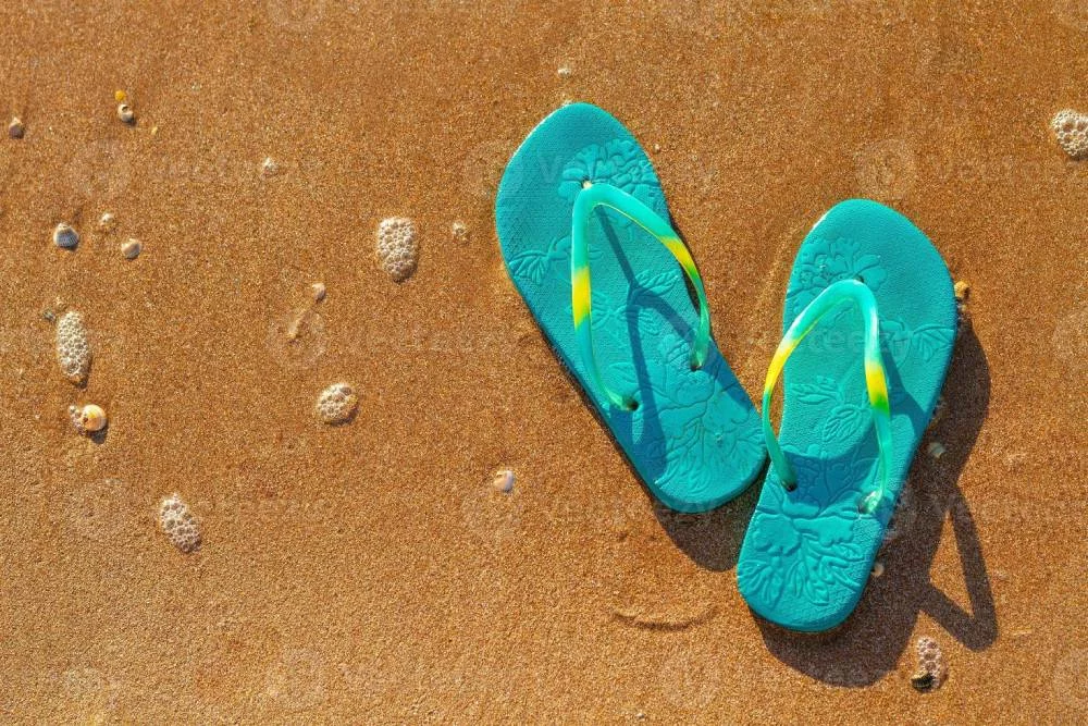 Evita que te roben en la playa con este truco de las chanclas