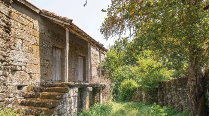 El pequeño país que desapareció misteriosamente: un enclave cultural entre España y Portugal