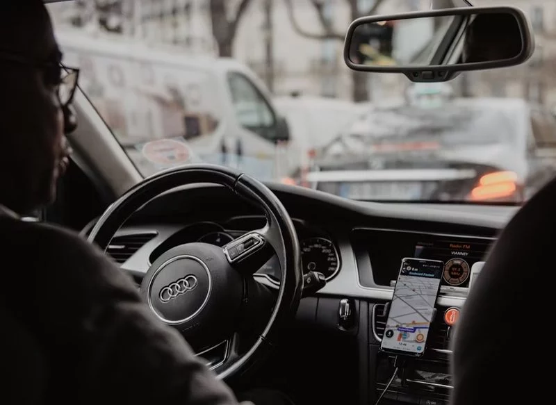 GOOGLE MAPS Y WAZE OFRECEN MÁS INFORMACIÓN SOBRE LAS CONDICIONES DEL TRÁFICO