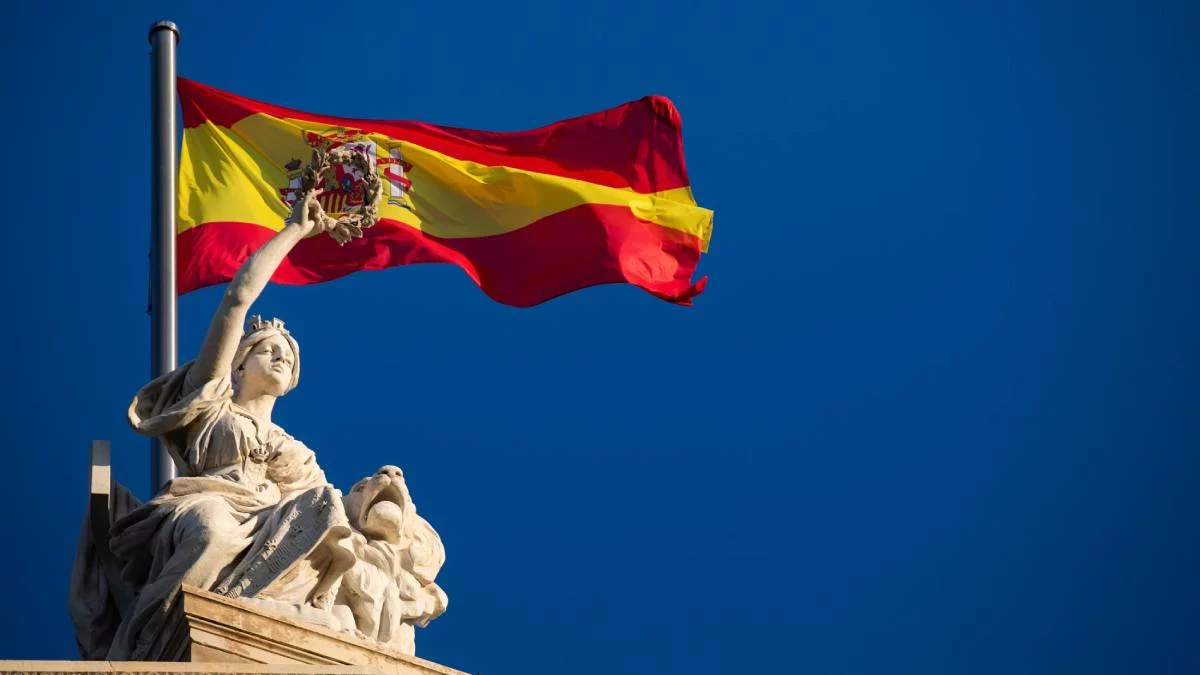 Sol y playa en la ciudad más feliz de España: una escapada a solo 4 horas de Madrid
