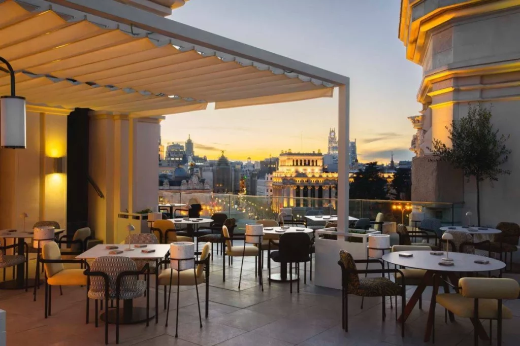 Influencer descubre cómo desayunar en un auténtico palacio en Madrid por menos de 5 euros 1 Moncloa Las tres opciones de la influencer: el sitio ideal de Madrid para comer con las mejores vistas