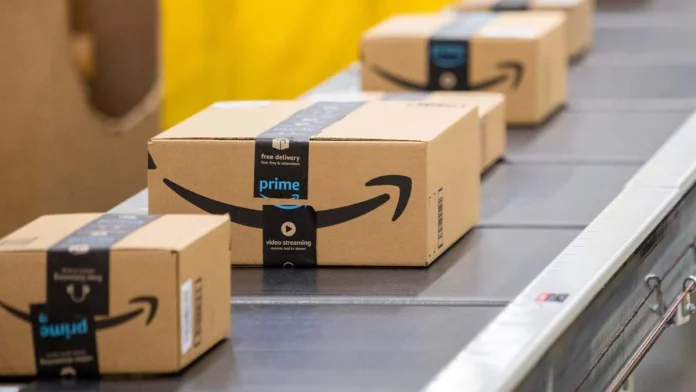 Amazon arrasa al rebajar un 52 % su accesorio estrella para el coche: avalado por la DGT y agotado en LIDL