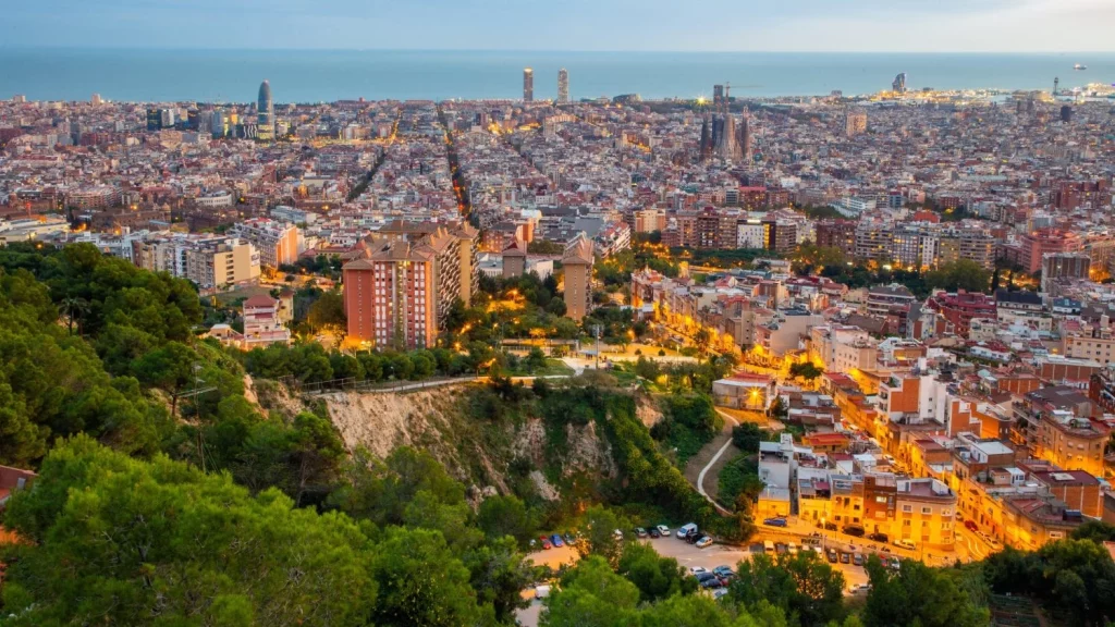 Según la IA estas son las 3 mejores ciudades para vivir en España después de los 30 años 1 Moncloa Ciudades para vivir en España segunda la IA