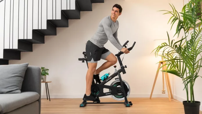 Amazon baja un 40 % la bicicleta estática superventas de Cecotec