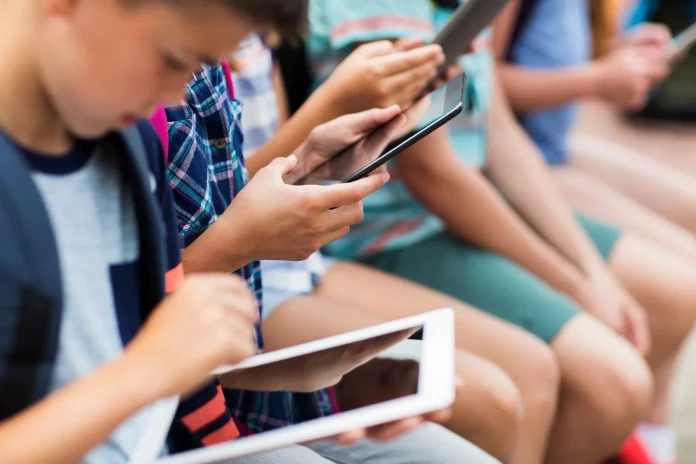 La nueva herramienta de Google School Time que impide el uso del móvil en la escuela