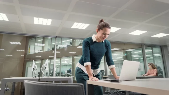 Así funciona LiFi, la tecnología que podría destronar al WiFi: 100 veces más rápida, segura y eficiente