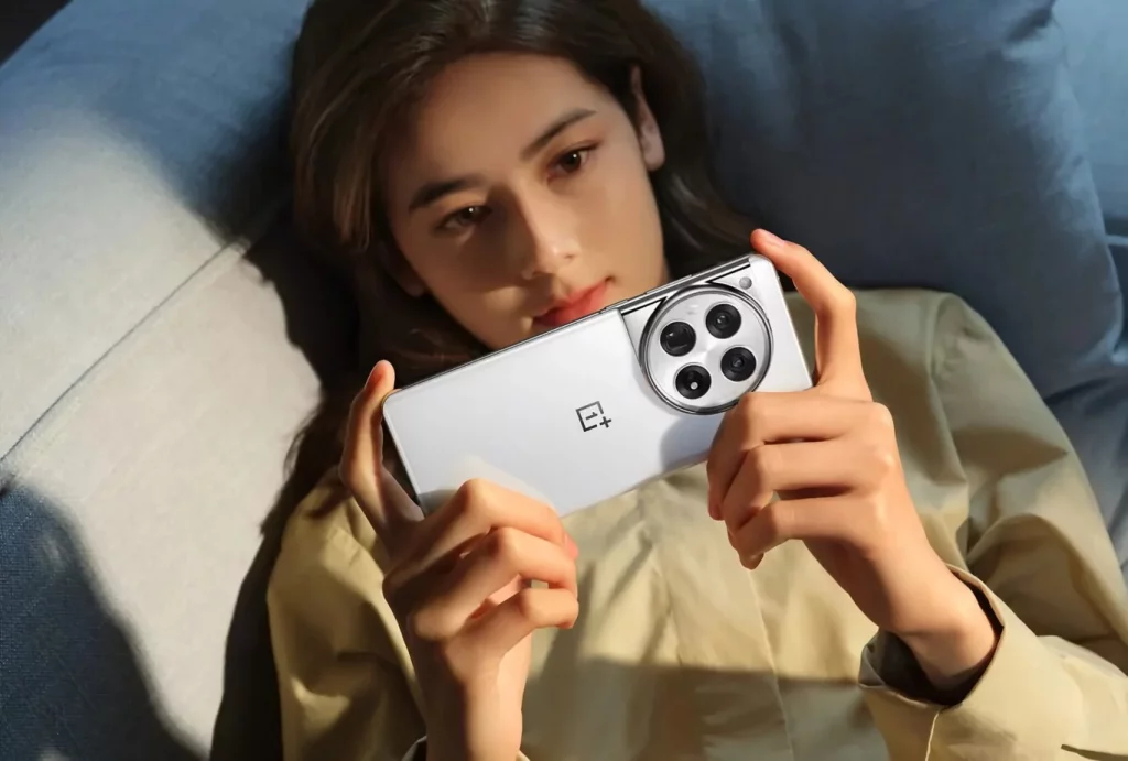 La liquidación del año: OnePlus de gama alta en AliExpress a un precio imbatible 2 Moncloa Panel AMOLED y un gran procesador
