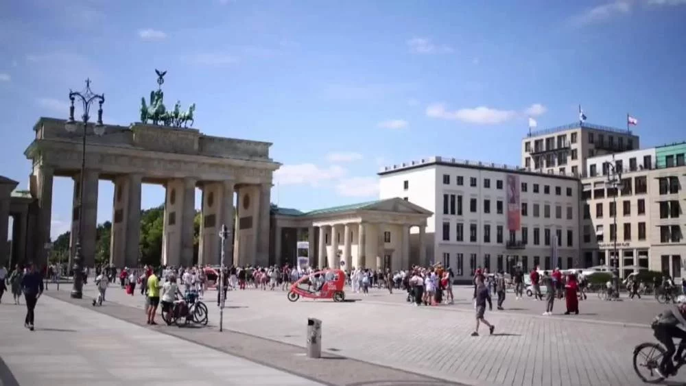 Experta en viajes revela cuáles son las ciudades más groseras de Europa