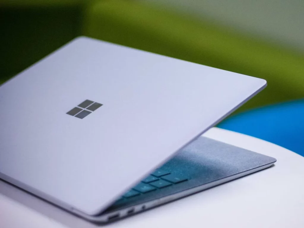 El atajo de Windows que genera un registro innecesario y cómo evitarlo 1 Moncloa Por qué el atajo Ctrl+Shift+Alt+Win+L no se debe hacer en Windows
