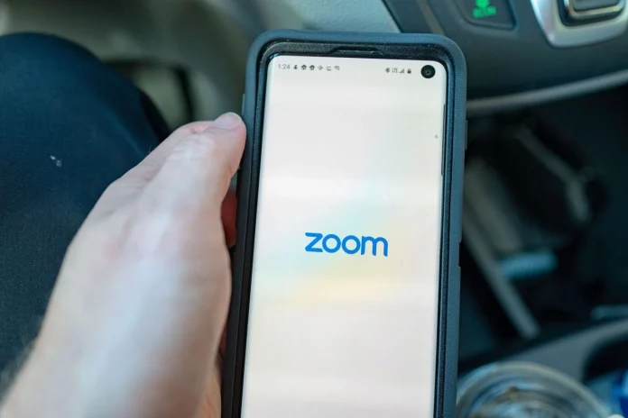 Zoom refuerza sus capacidades en vista de la viruela del mono
