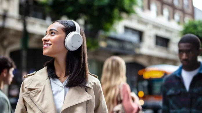 50 horas de autonomía por 39 euros: los auriculares que están reventando Amazon