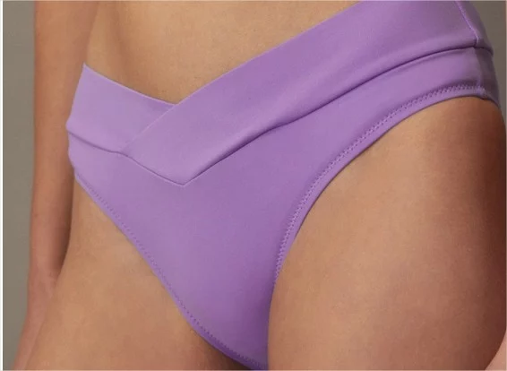 No te pierdas los coloridos bikinis que puedes encontrar en El Corte Inglés 3 Moncloa braga cruce Moncloa