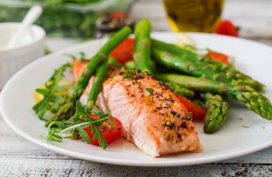 Baja 3 kilos en 7 días con esta cena que activa el metabolismo sin ejercicio 1 Moncloa Así es una cena saludable para activar el metabolismo