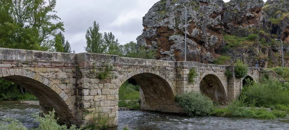 Un paraíso con 12 grados en plena ola de calor: Planea una escapada en agosto a este pueblo ahora mismo 2 Moncloa Sitios de interés en el paraíso de Palencia ideal para una escapada de fin de semana