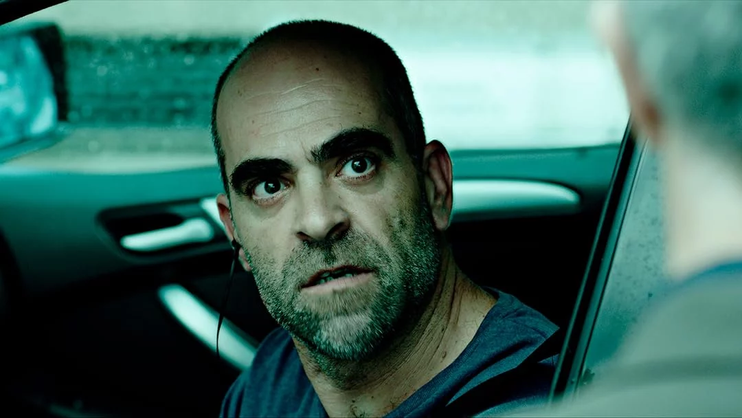 Las 4 películas escondidas del cine español que harán tu verano inolvidable 2 Moncloa Dos historias cargadas de acción que harán tu fin de semana una experiencia llena de adrenalina