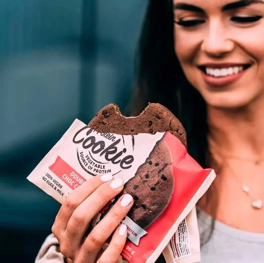 Hipercor presenta el snack proteico ideal para potenciar tu entrenamiento a menos de 3 euros 1 Moncloa Los beneficios de la galleta de Hipercor