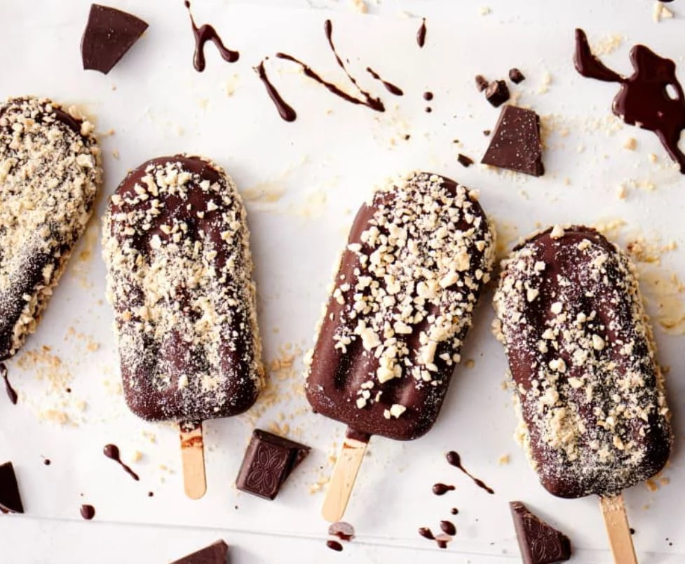 La solución de DIA para tus antojos de verano: helado bajo en calorías 1 Moncloa Así es el helado sin azúcar de DIA que todos podemos disfrutar