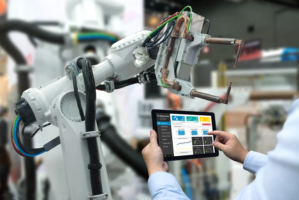 Aprende estas 3 habilidades clave para que la inteligencia artificial no te sustituya en el trabajo 1 Moncloa Las habilitadas que debes incorporar para que la inteligencia artificial no reemplace tu trabajo
