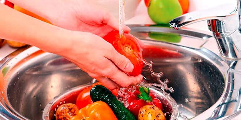 3 alimentos deliciosos que comes en verano pero que te terminan enfermando 2 Moncloa ¿Cómo disfrutar de estos alimentos durante el verano?