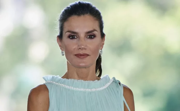 Letizia revela el secreto natural detrás de sus piernas sin várices