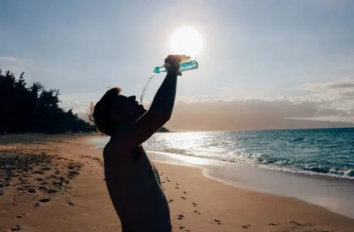 Lidl lanza una bebida económica y baja en calorías que te salvará del calor