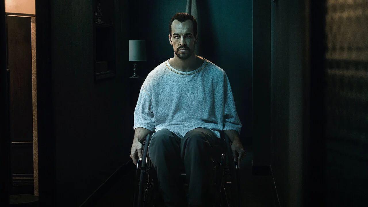 Mario Casas desata su lado oscuro en Netflix con 90 minutos de terror puro